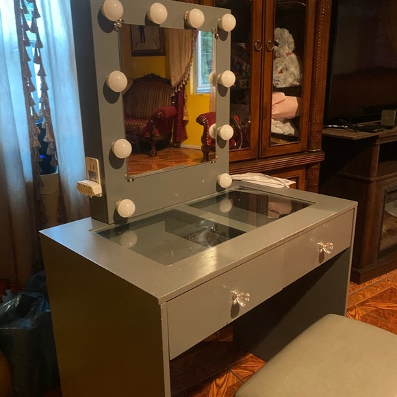 Grey Vanity + Grey Chair,All Products : American Fashion Style Bags On Sale